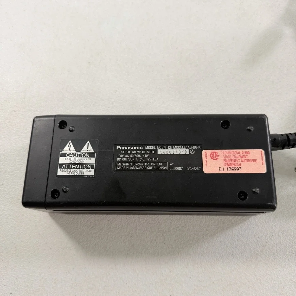 OEM Panasonic AG-B6-K Camcorder Video AC Adaptor Power Supply 12V 1.8A TESTED